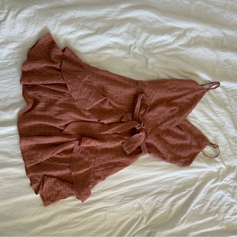 Elegant Women's Ruffled  Dress in Pink